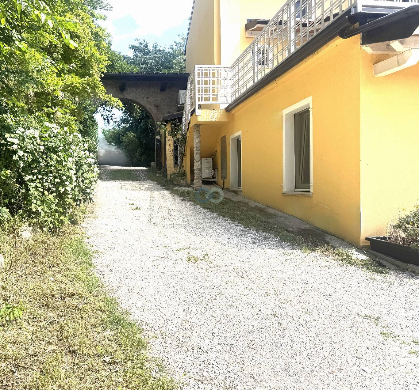 APPARTAMENTO AL PIANO TERRA 22
