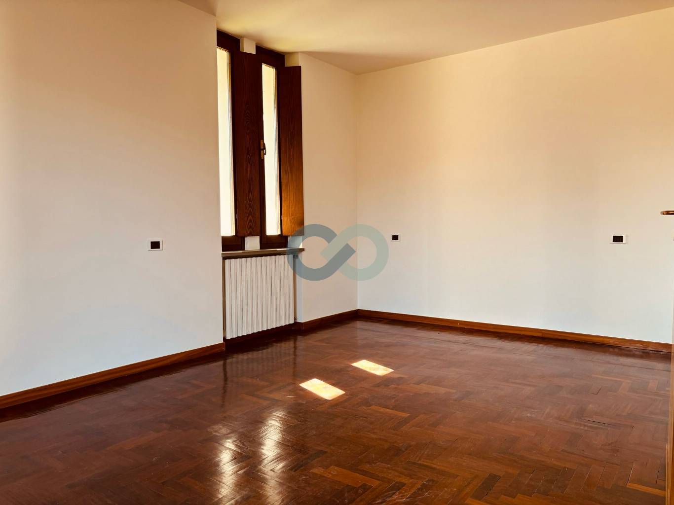 PORZIONE DI BIFAMILIARE 23