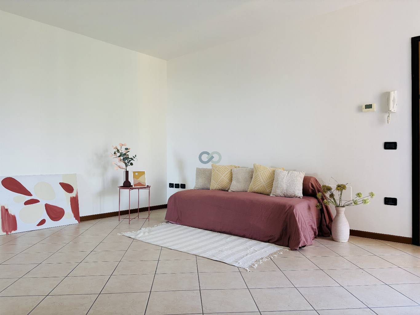 TRILOCALE CON TERRAZZO 12