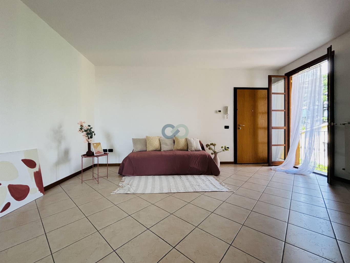 TRILOCALE CON TERRAZZO 10