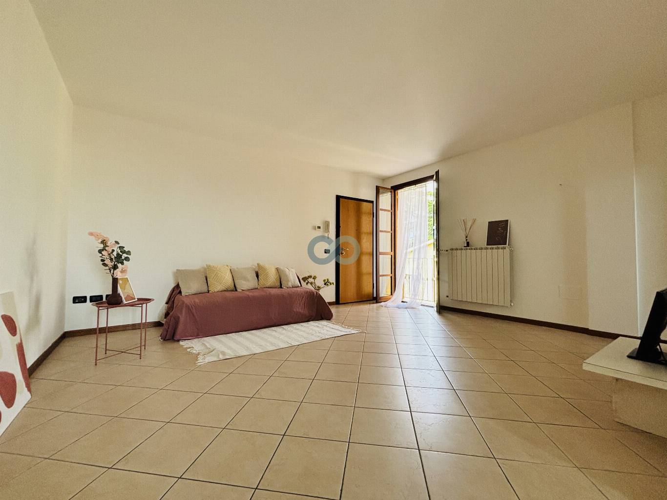 TRILOCALE CON TERRAZZO 11