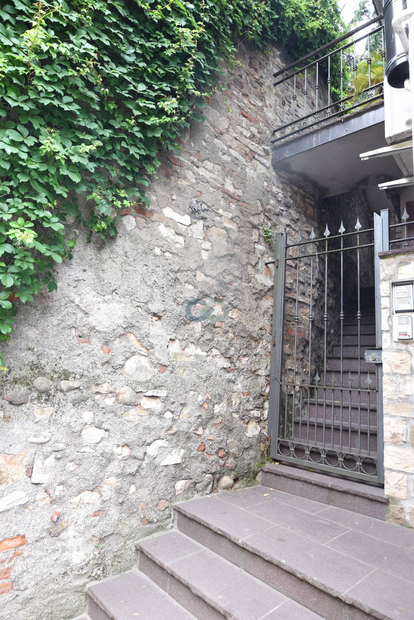 Quadrilocale ristrutturato 29