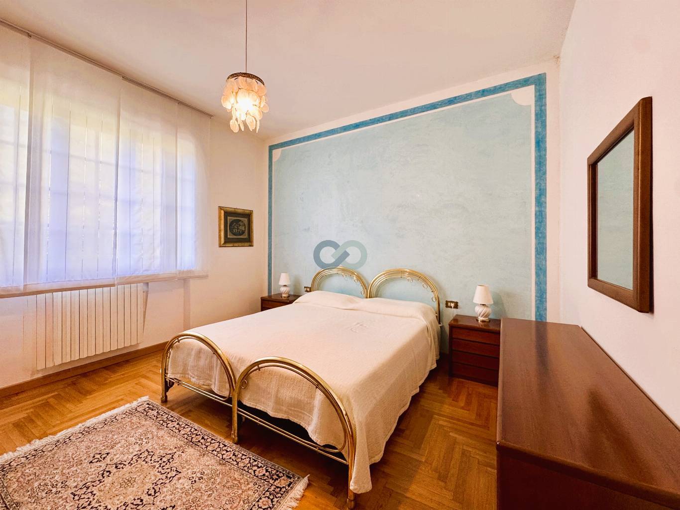 VILLA CON MAGAZZINO 50