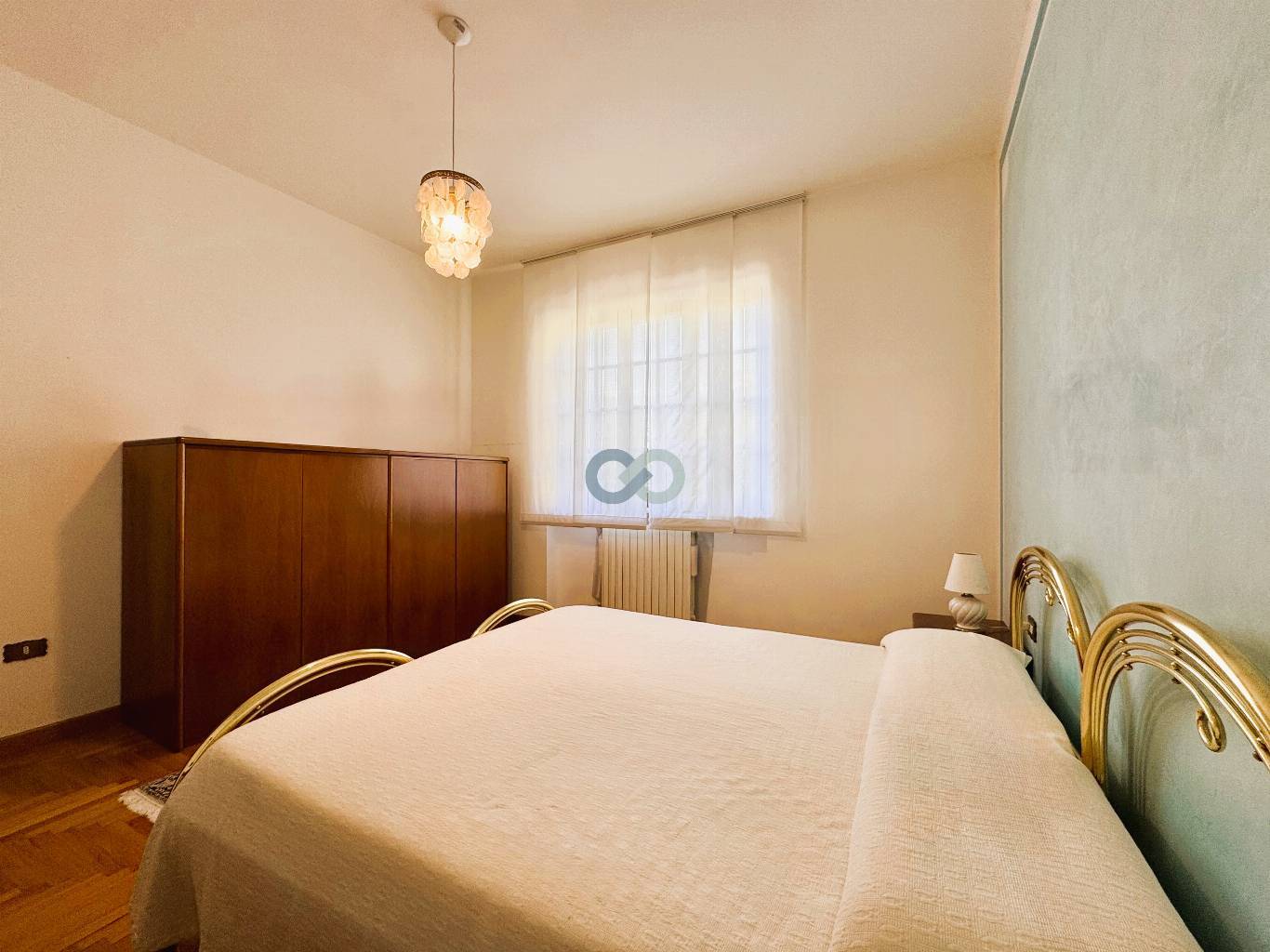 VILLA CON MAGAZZINO 53