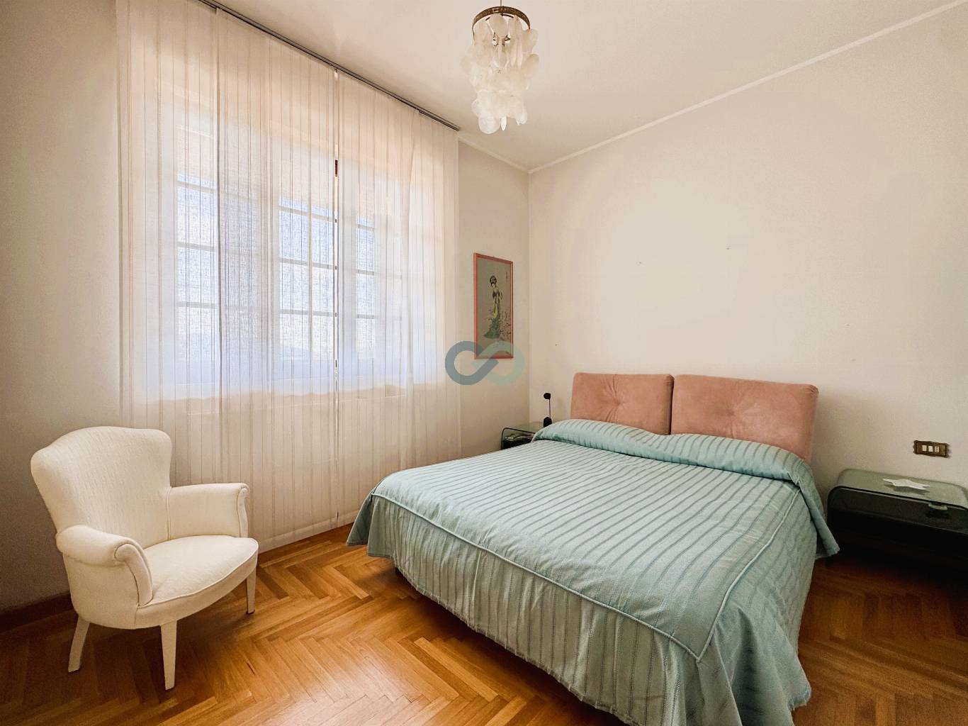 VILLA CON MAGAZZINO 57