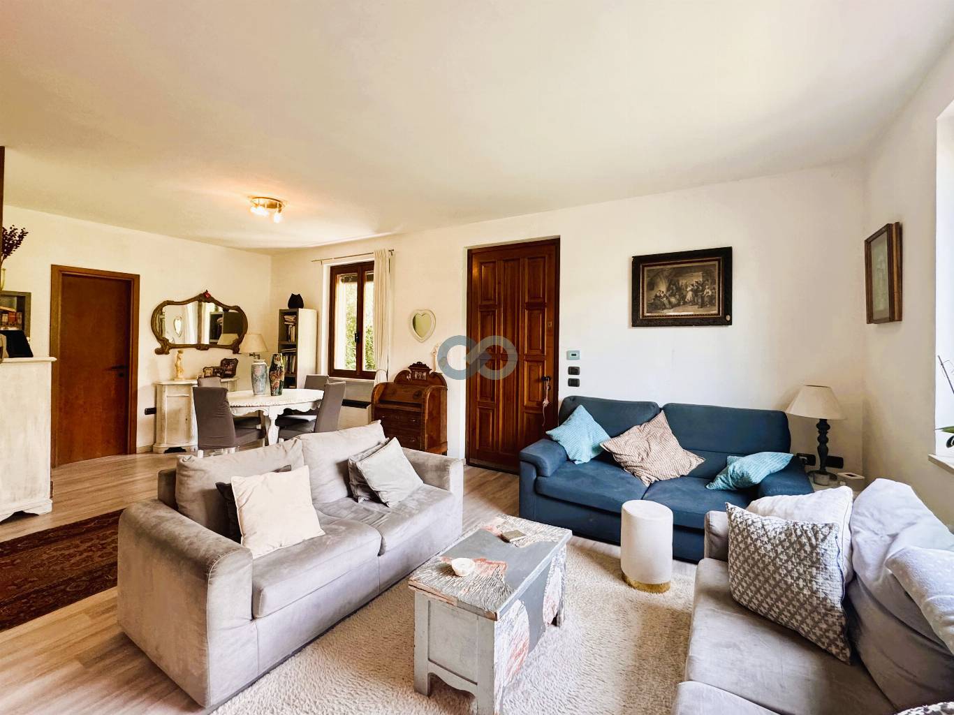 VILLA A SCHIERA 14
