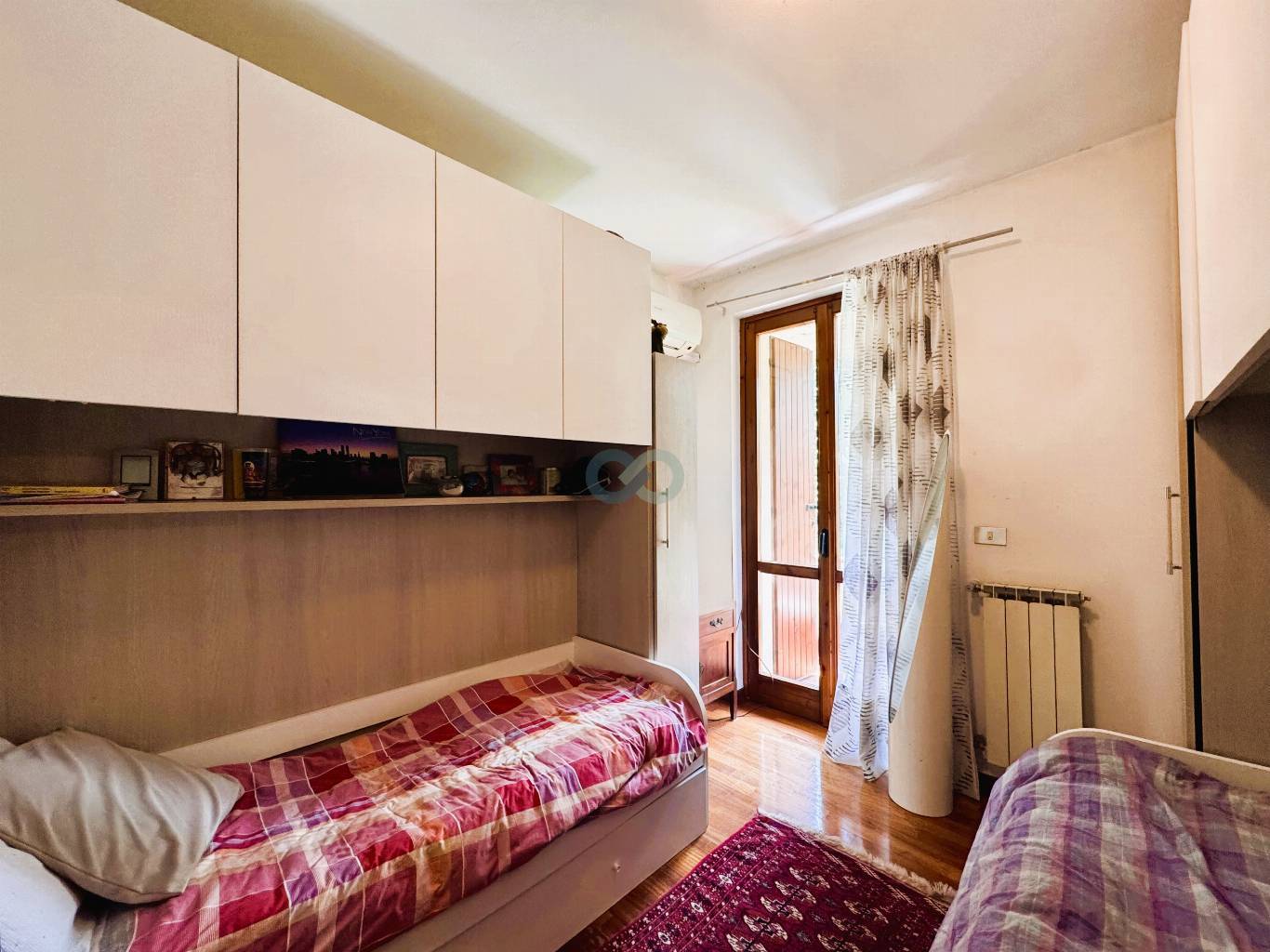 VILLA A SCHIERA 29