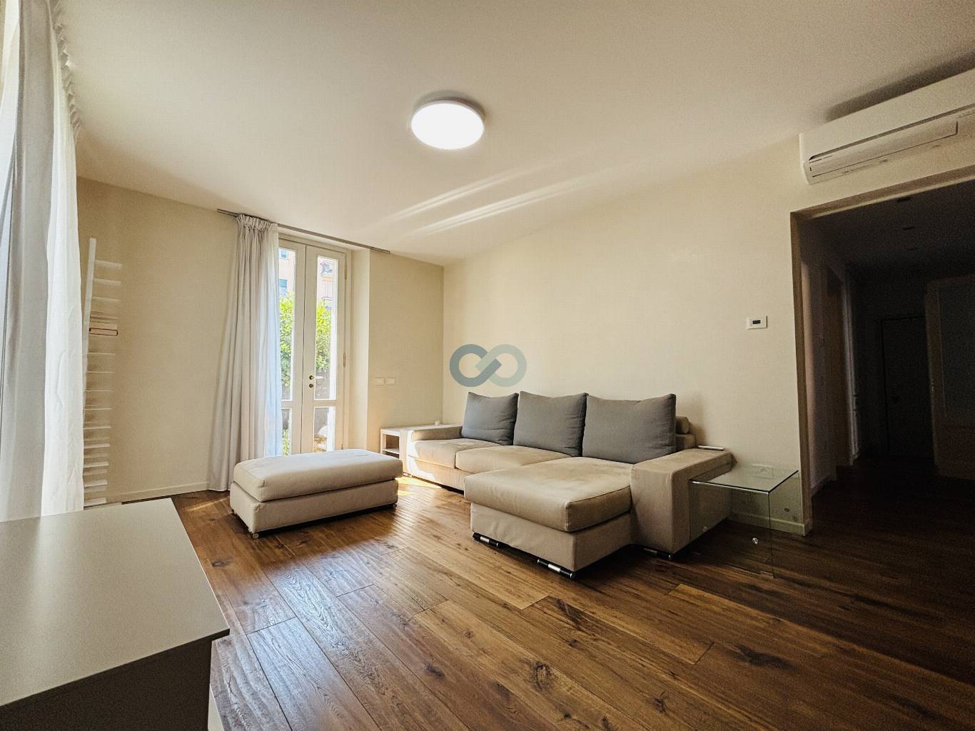 APPARTAMENTO CON AMPIO GIARDINO 4
