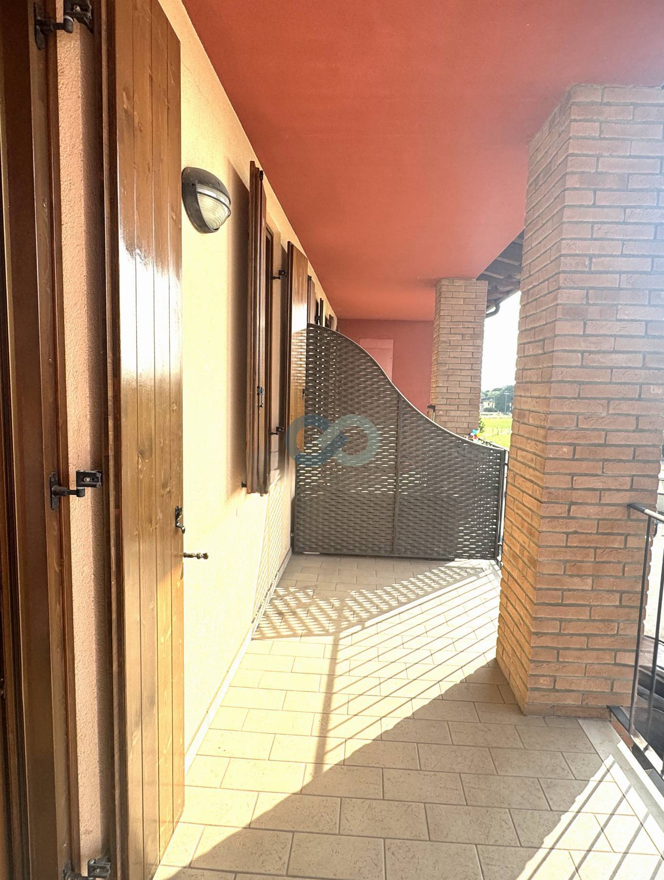APPARTAMENTO CON CANTINA E BOX AUTO DOPPIO 8