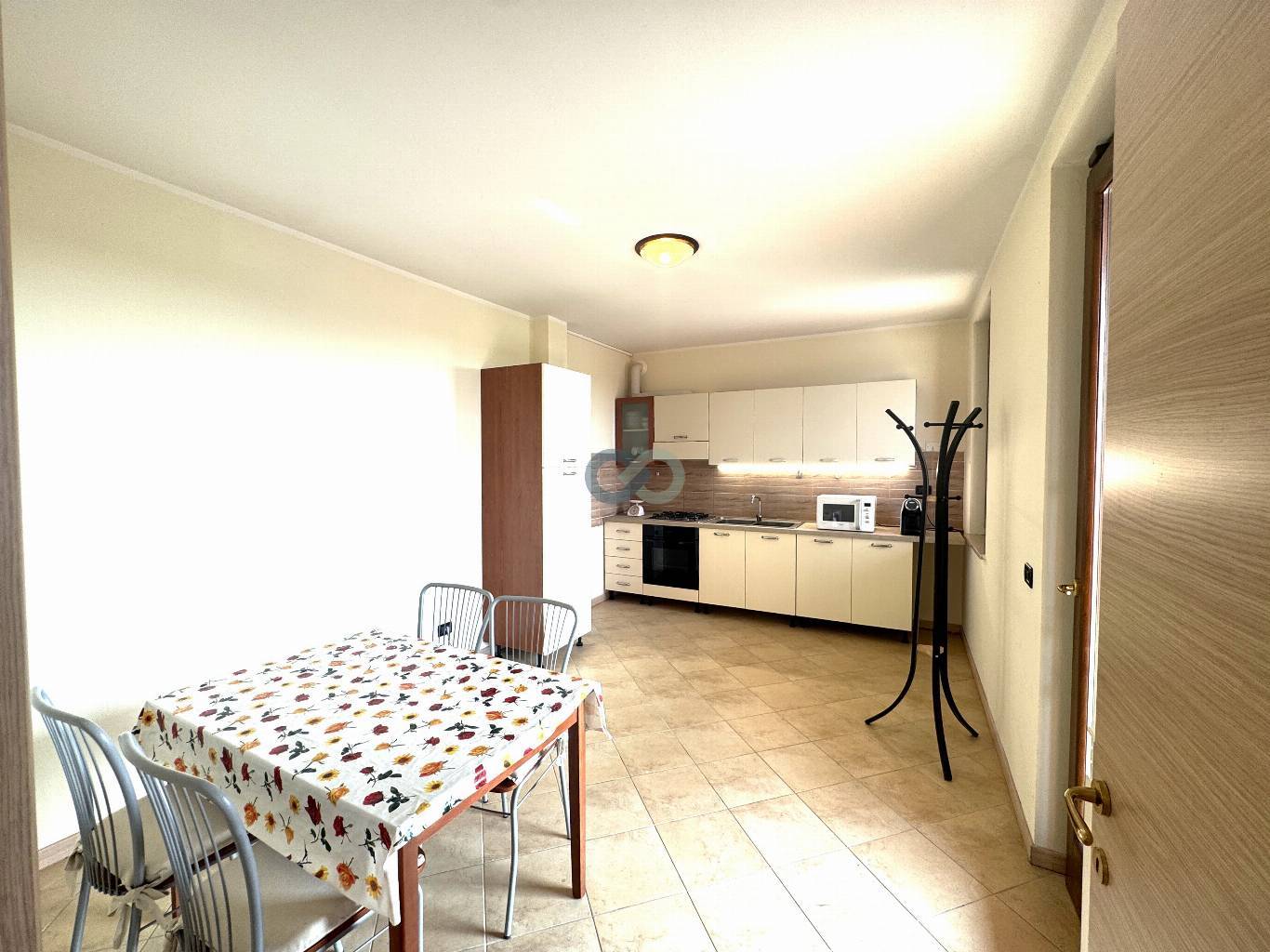 APPARTAMENTO CON CANTINA E BOX AUTO DOPPIO 5