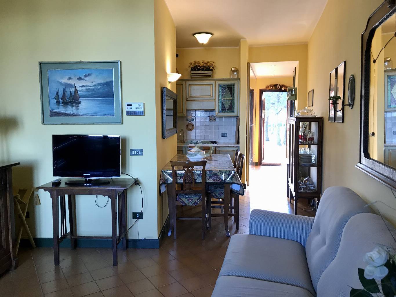APPARTAMENTO VISTA LAGO CON PISCINA 15