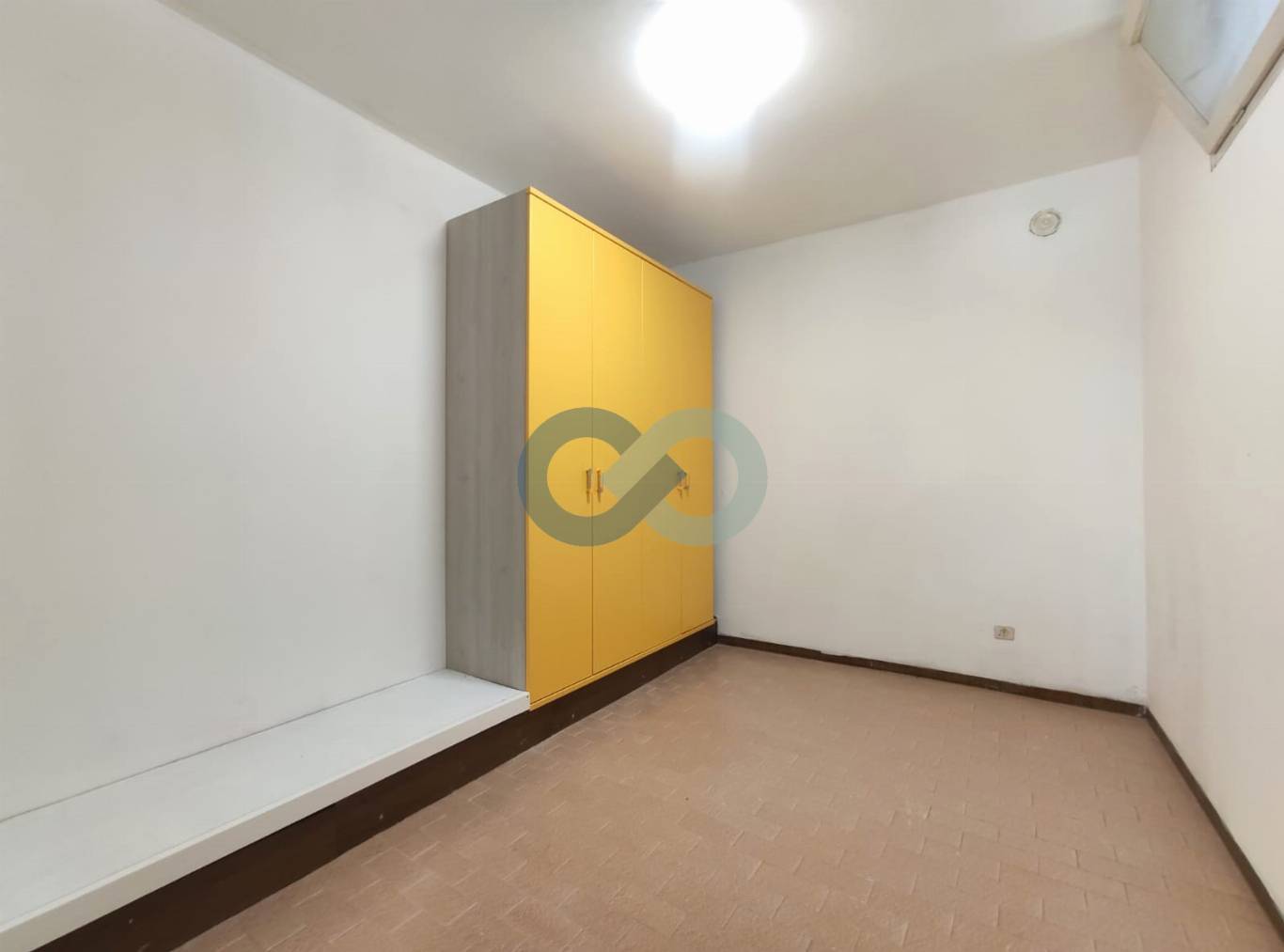BILOCALE IN TRIFAMILIARE 12
