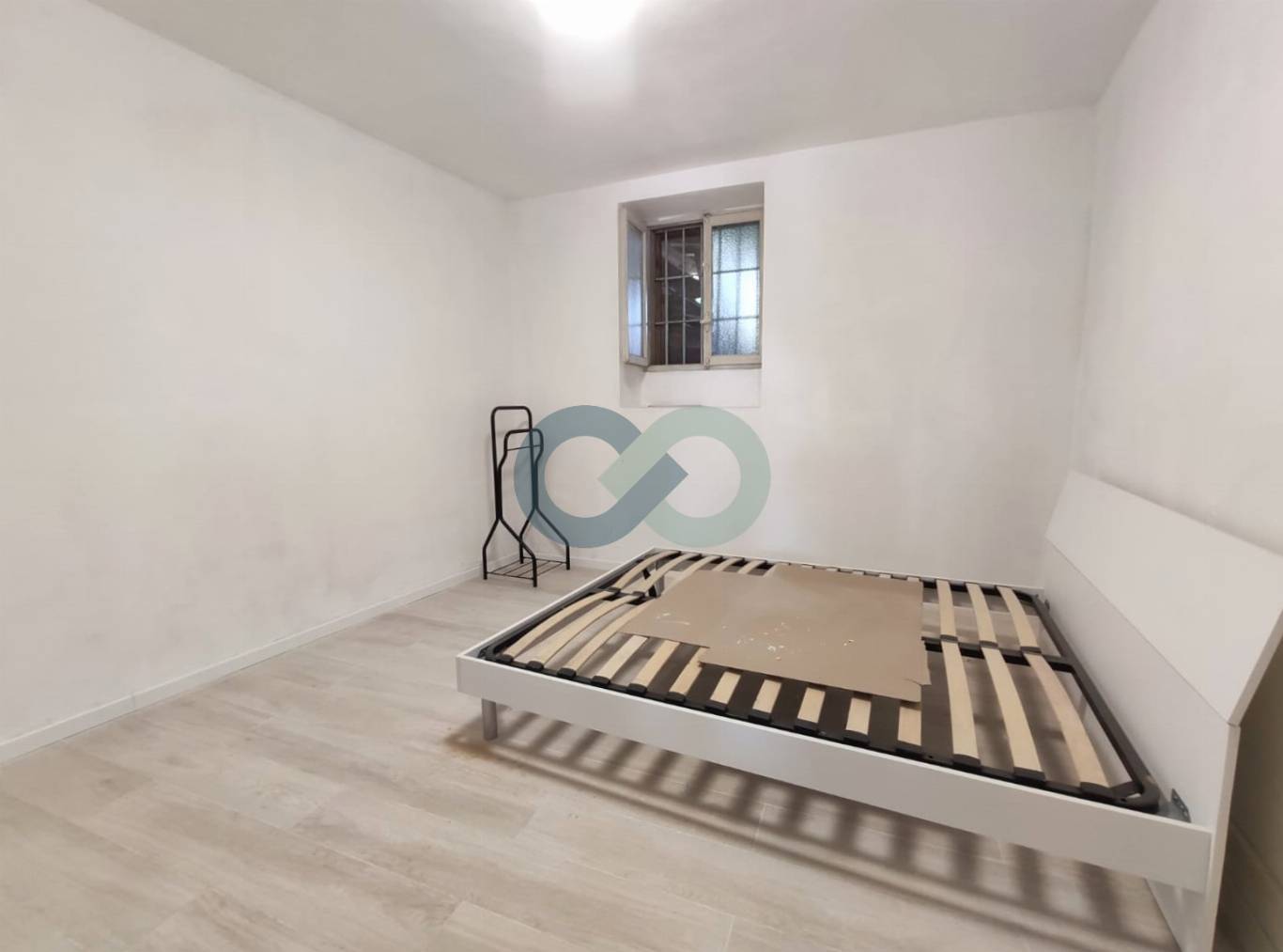 BILOCALE IN TRIFAMILIARE 13