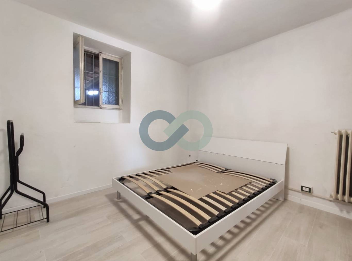 BILOCALE IN TRIFAMILIARE 14