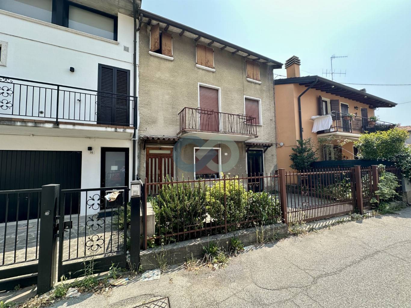 Porzione di casa cielo terra da ristrutturare 17