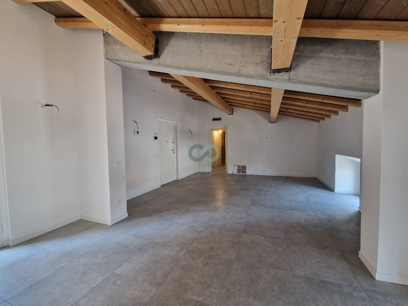 Elegante Attico in Palazzo Storico – Quarena90 3