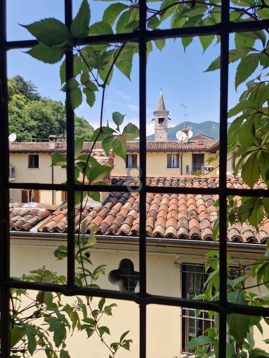 Elegante Attico in Palazzo Storico – Quarena90 14