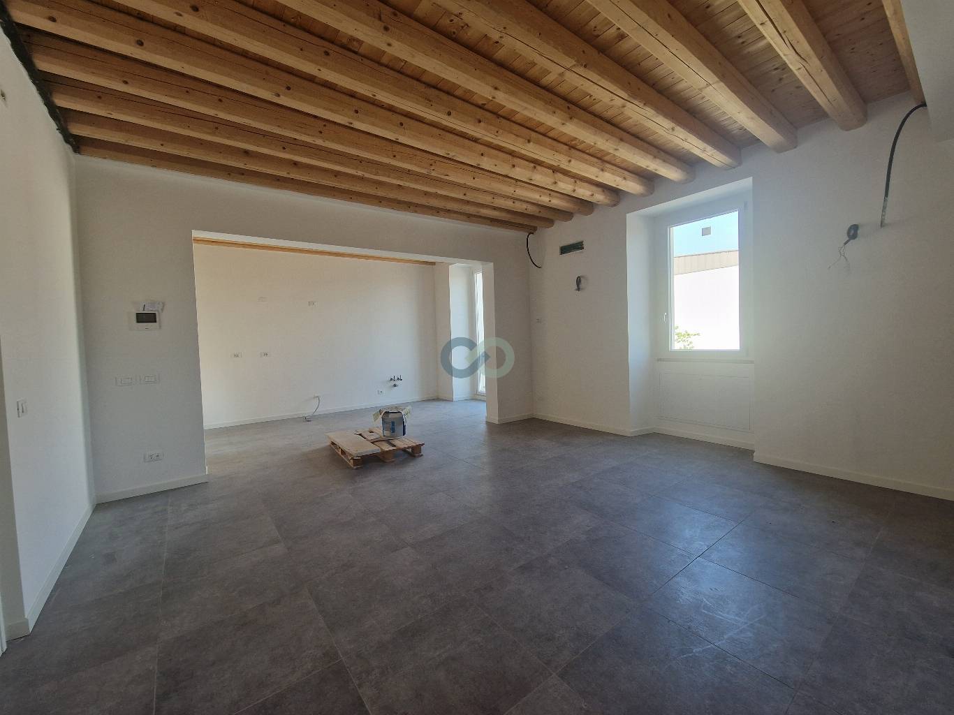 Spazioso bilocale in palazzo storico 3