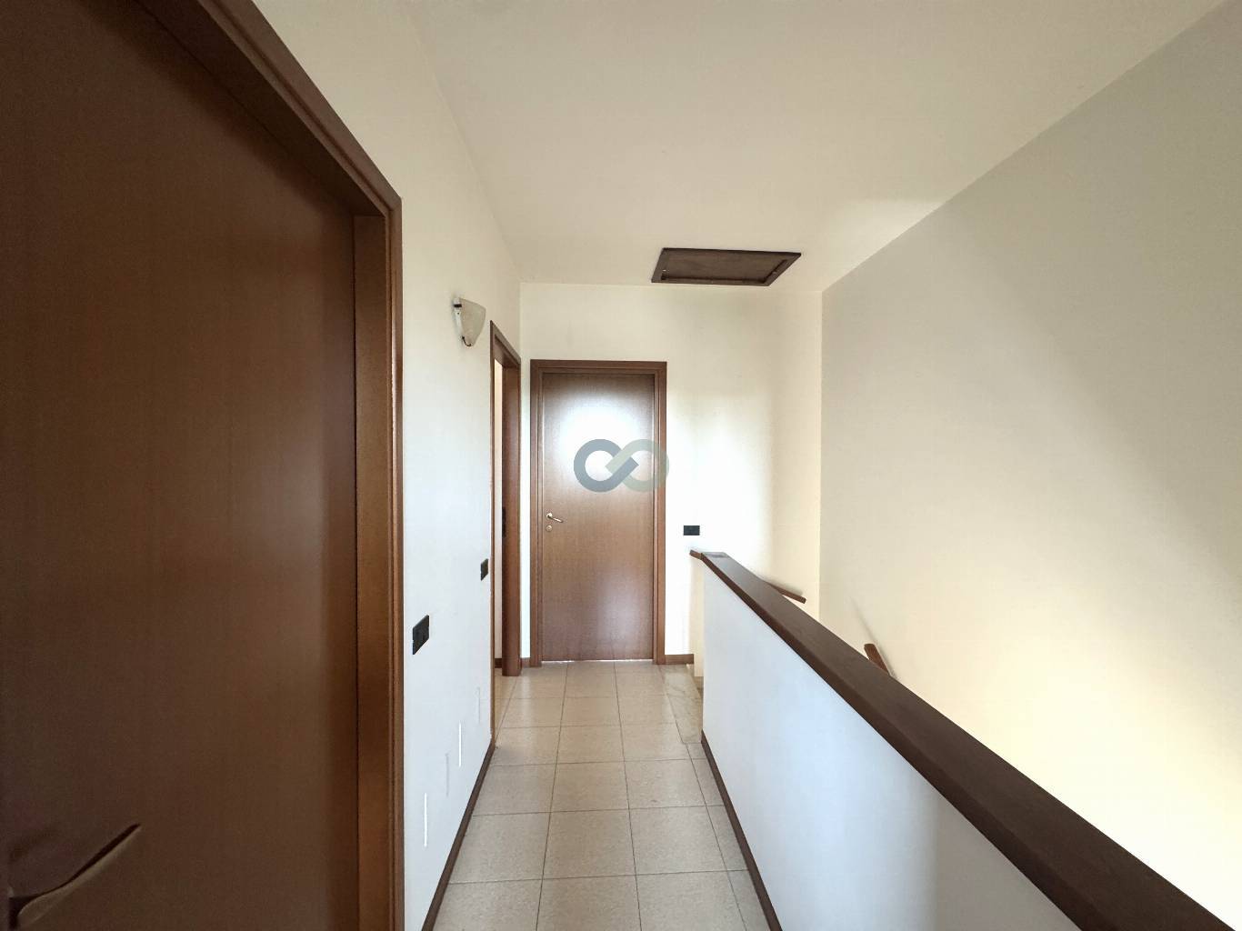 Villetta indipendente con giardino privato 16