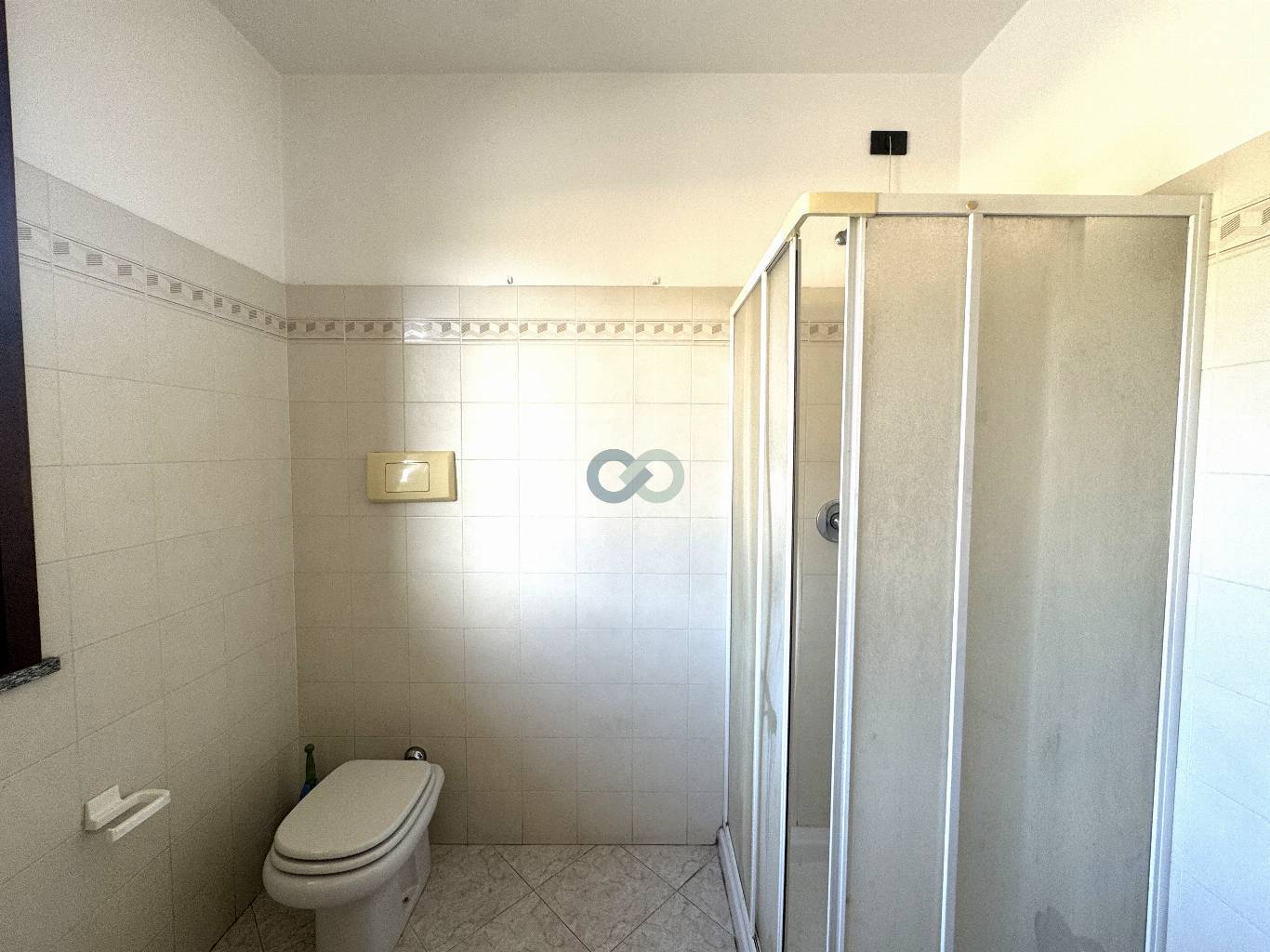 Villetta indipendente con giardino privato 12