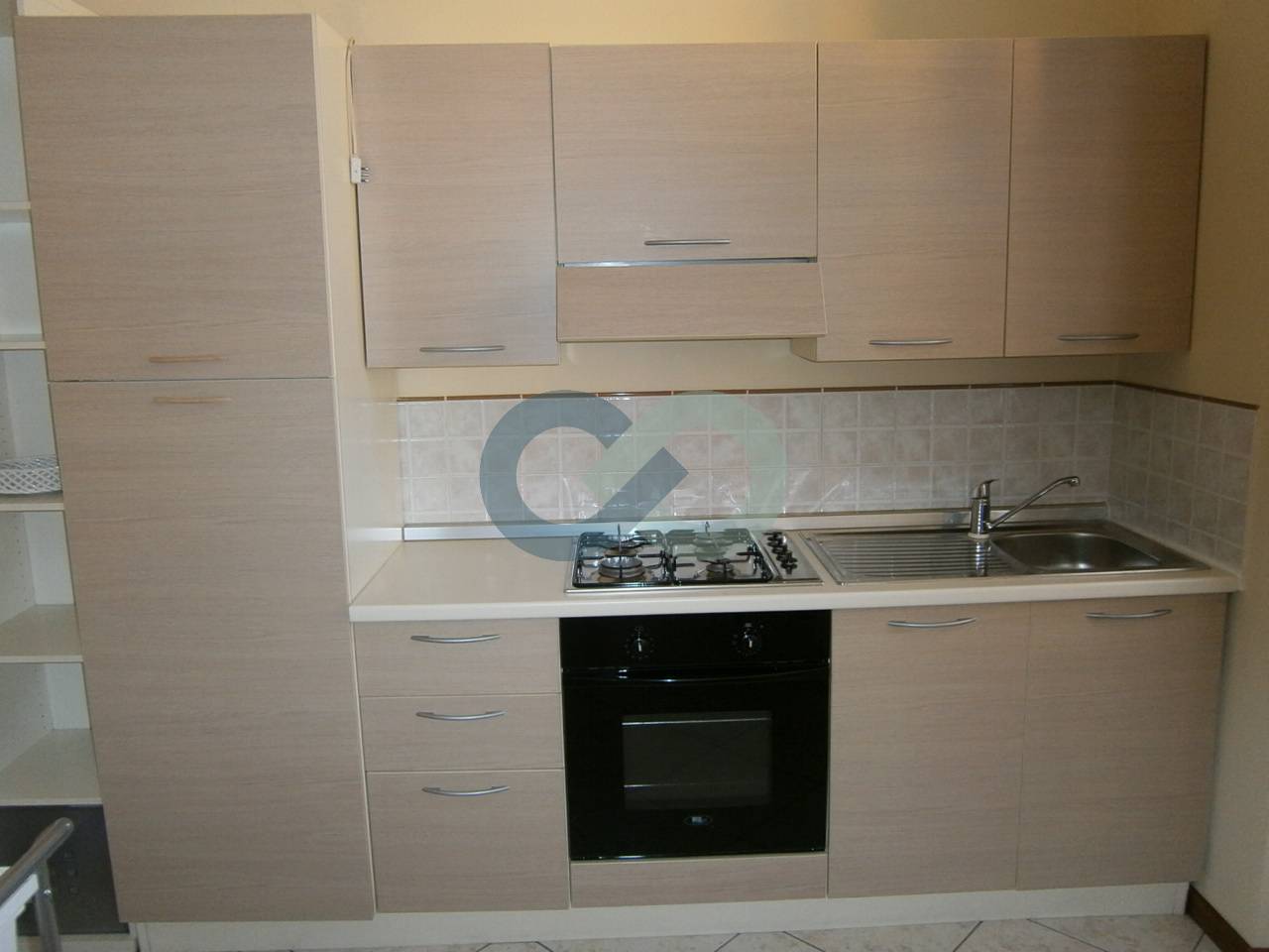 Bilocale con box auto 5
