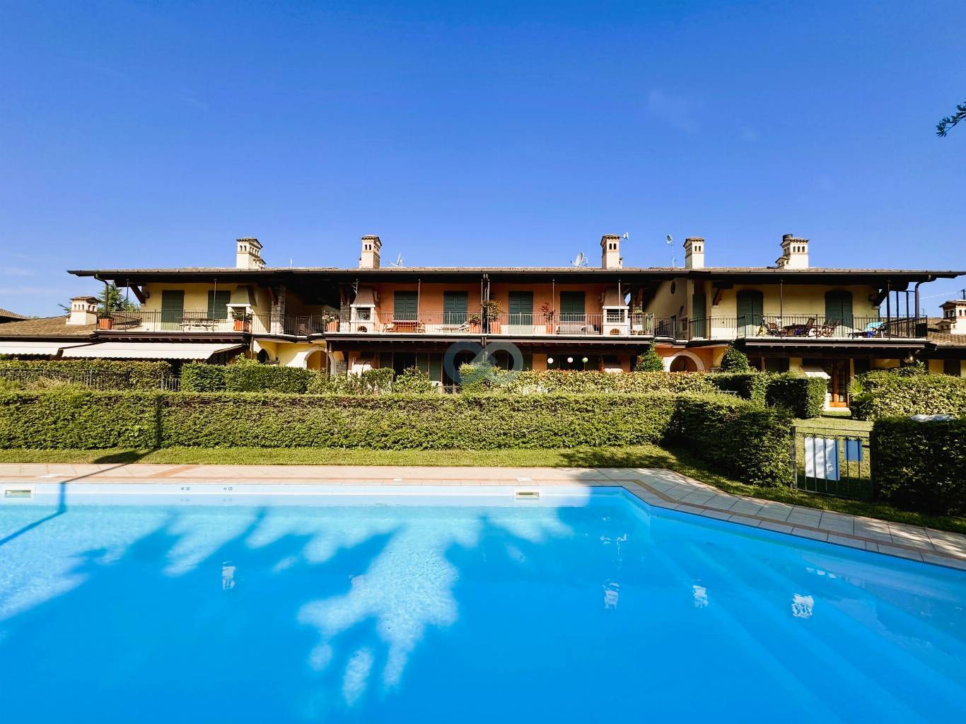 RESIDENCE CON PISCINA 5