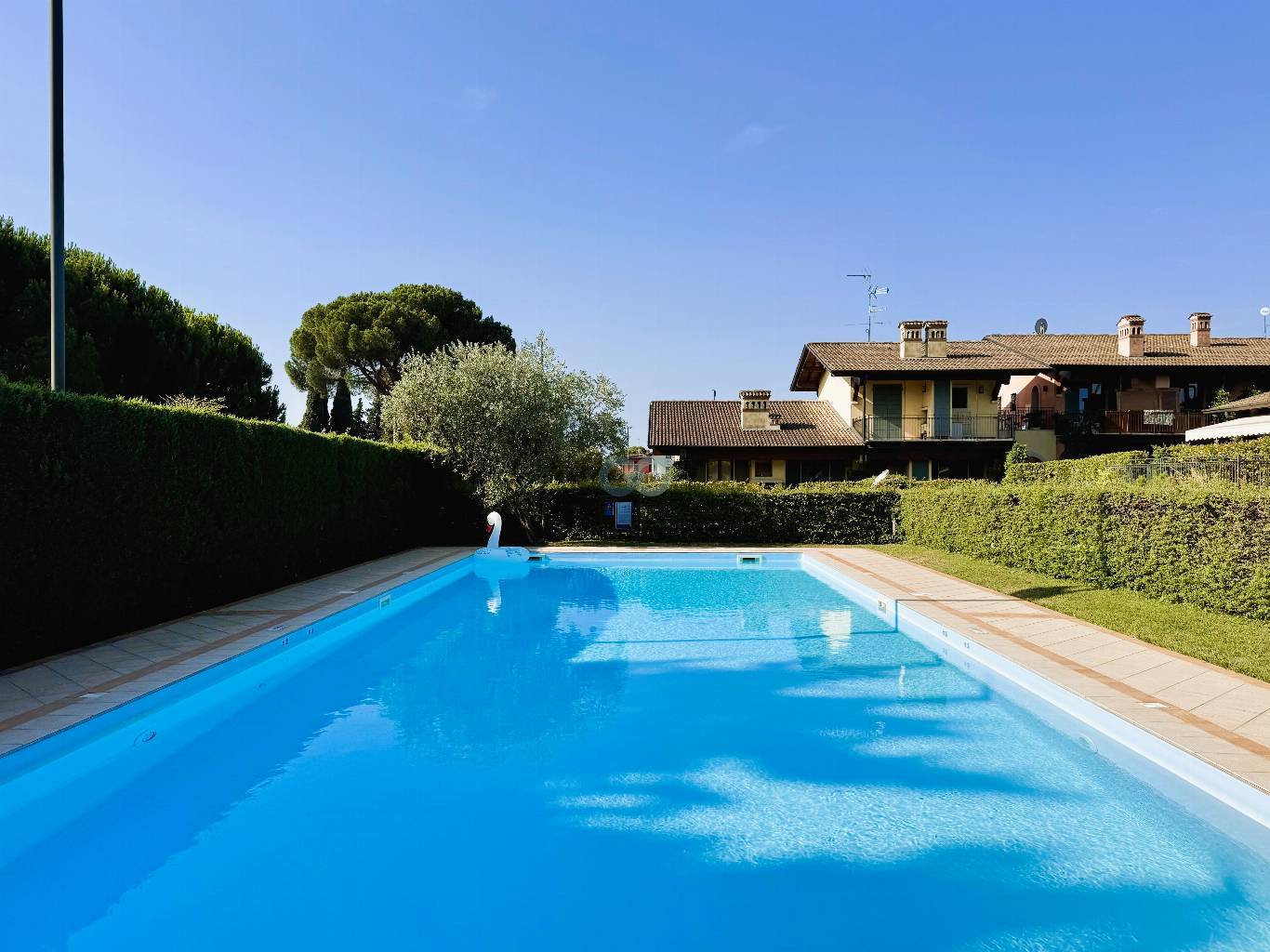 RESIDENCE CON PISCINA 6