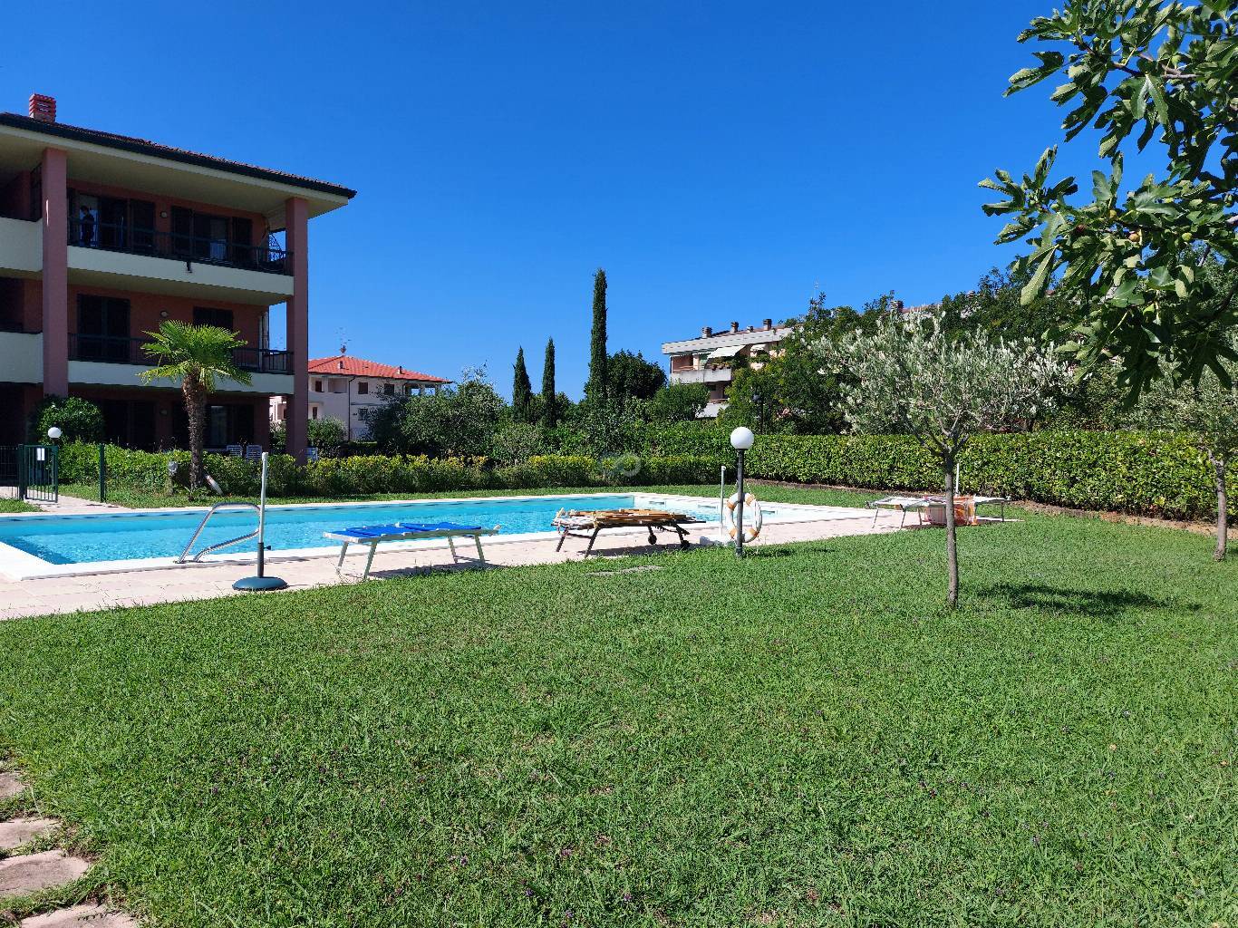 BILOCALE IN RESIDENCE CON PISCINA 1