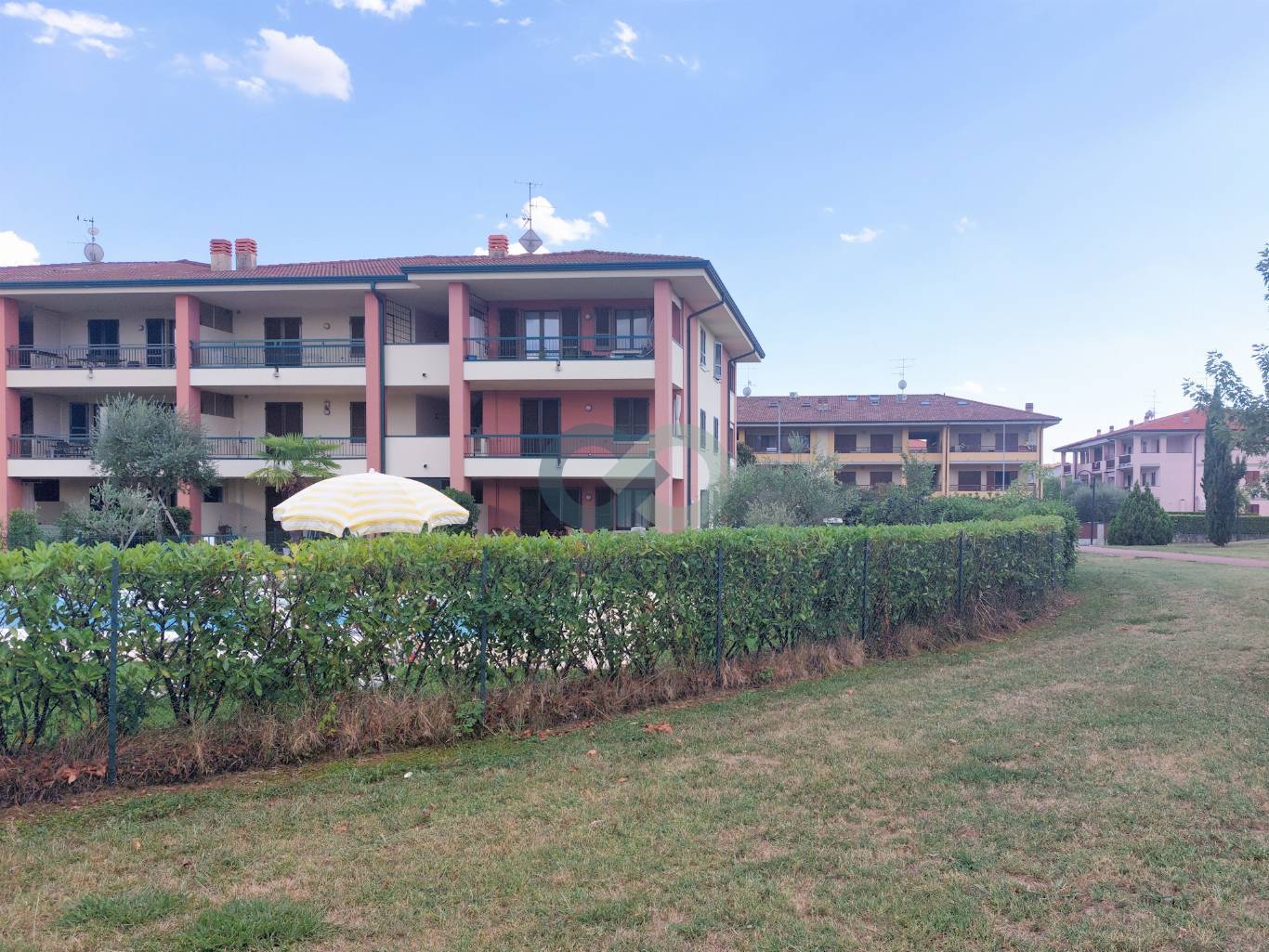 BILOCALE IN RESIDENCE CON PISCINA 2