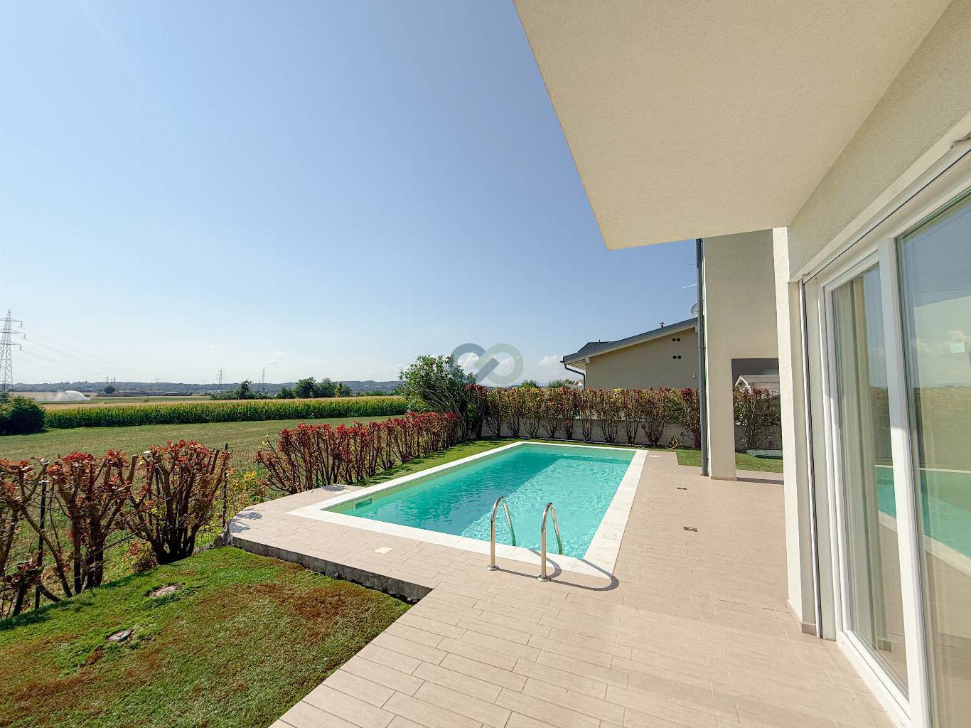 VILLA SINGOLA CON PISCINA 5