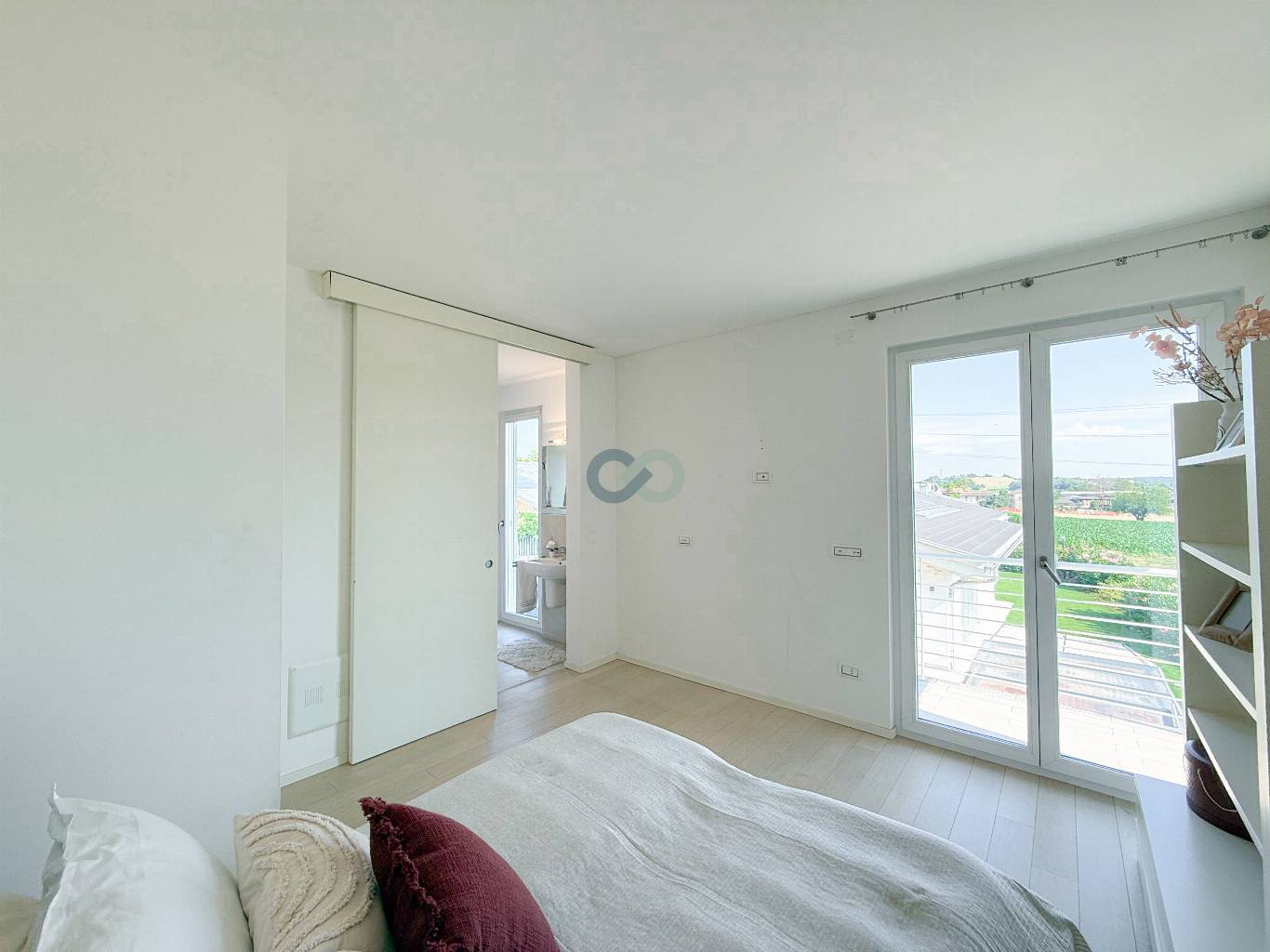 VILLA SINGOLA CON PISCINA 31