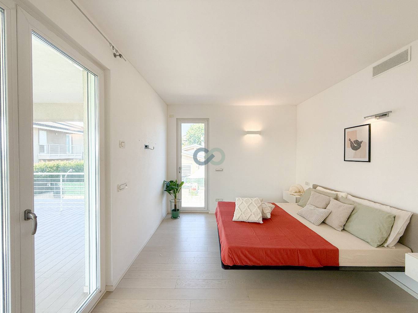 VILLA SINGOLA CON PISCINA 39