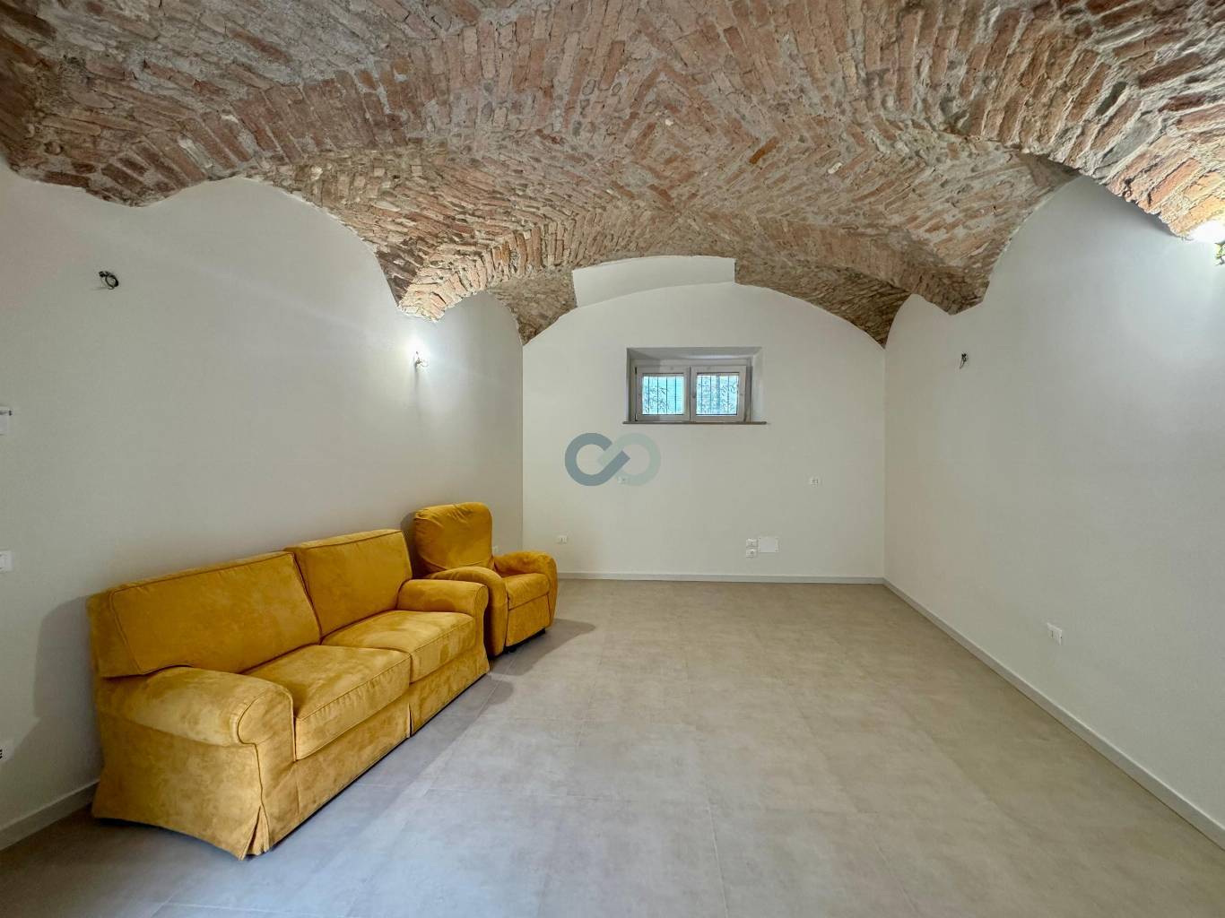 BILOCALE DA ARREDARE 5