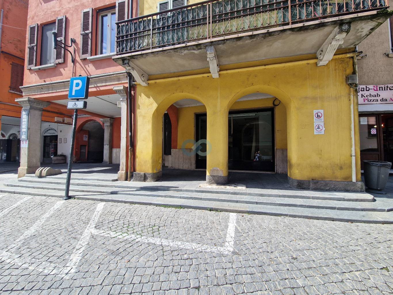 Negozio in centro 4