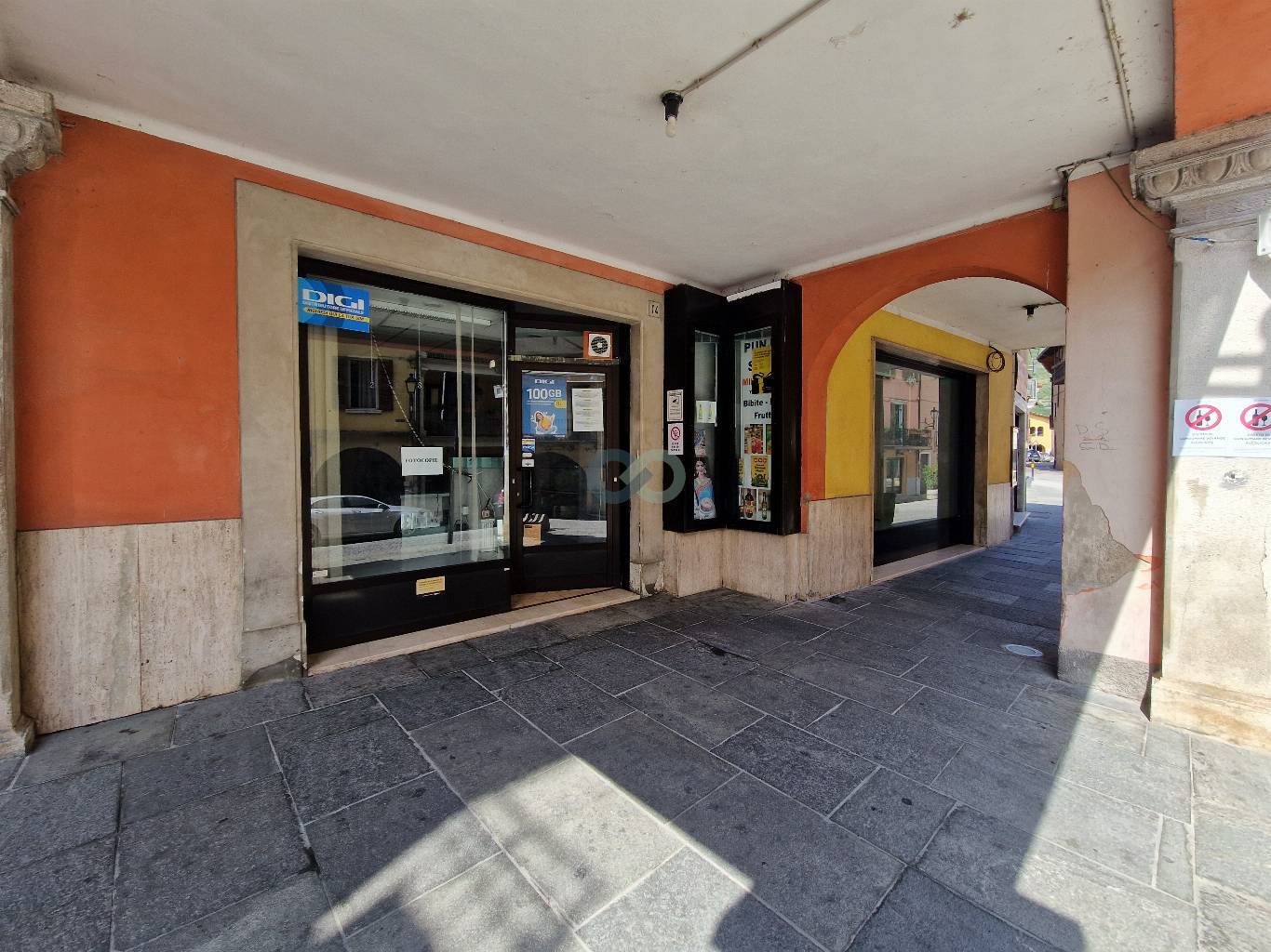 Negozio in centro 1