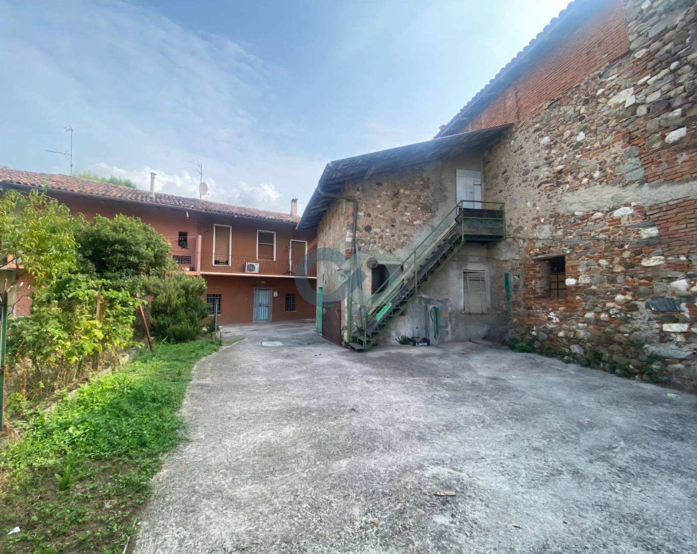 PORZIONE CASA INDIPENDENTE 1