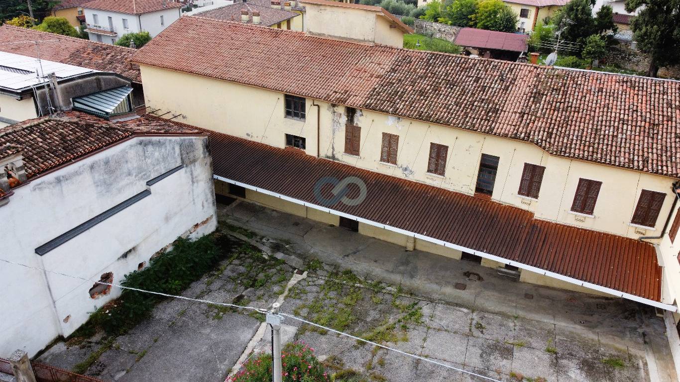 CASALE DA RISTRUTTURARE 3