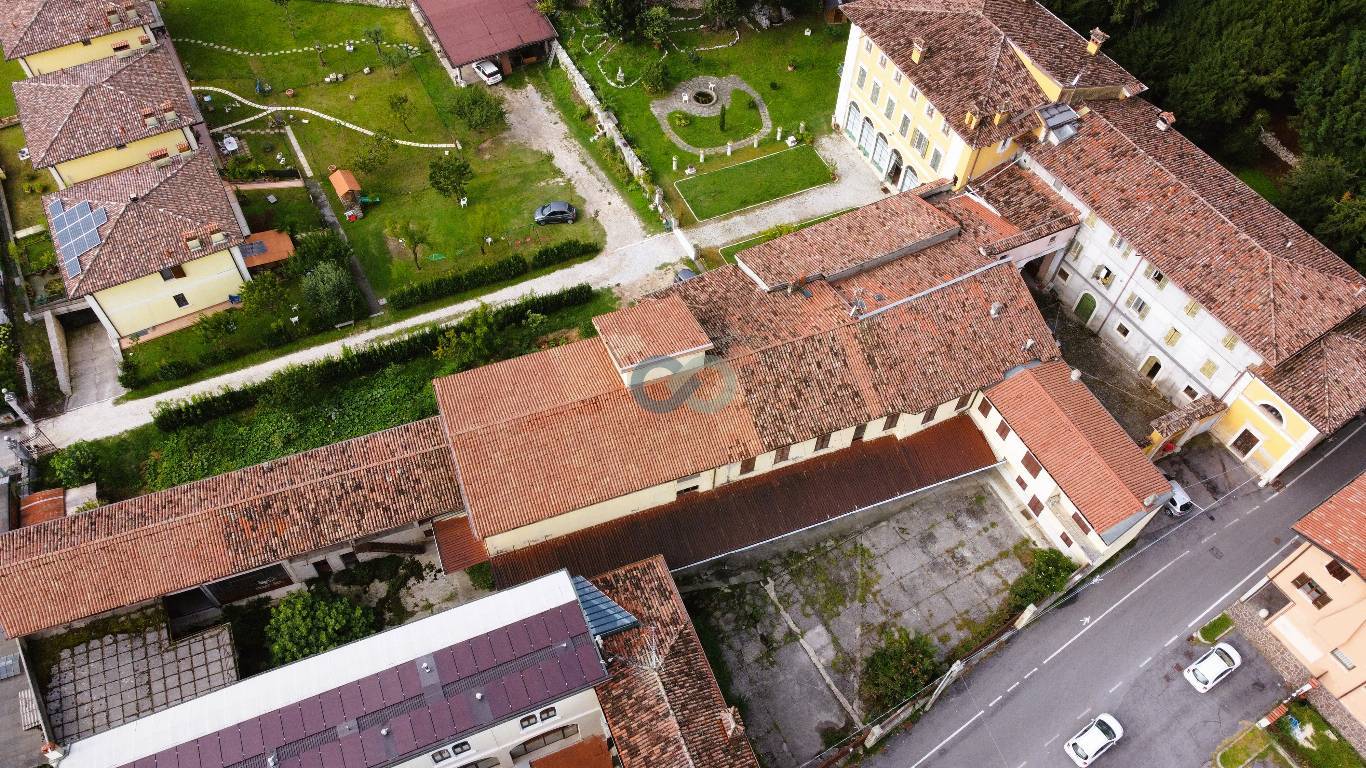 CASALE DA RISTRUTTURARE 6