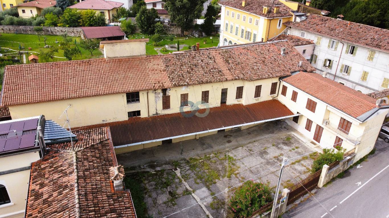 CASALE DA RISTRUTTURARE 7