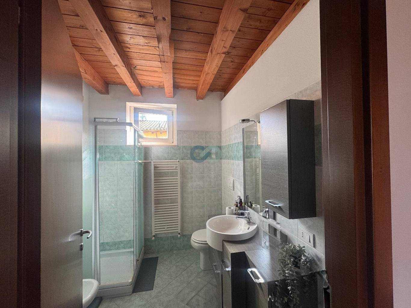 APPARTAMENTO CON TERRAZZO 12