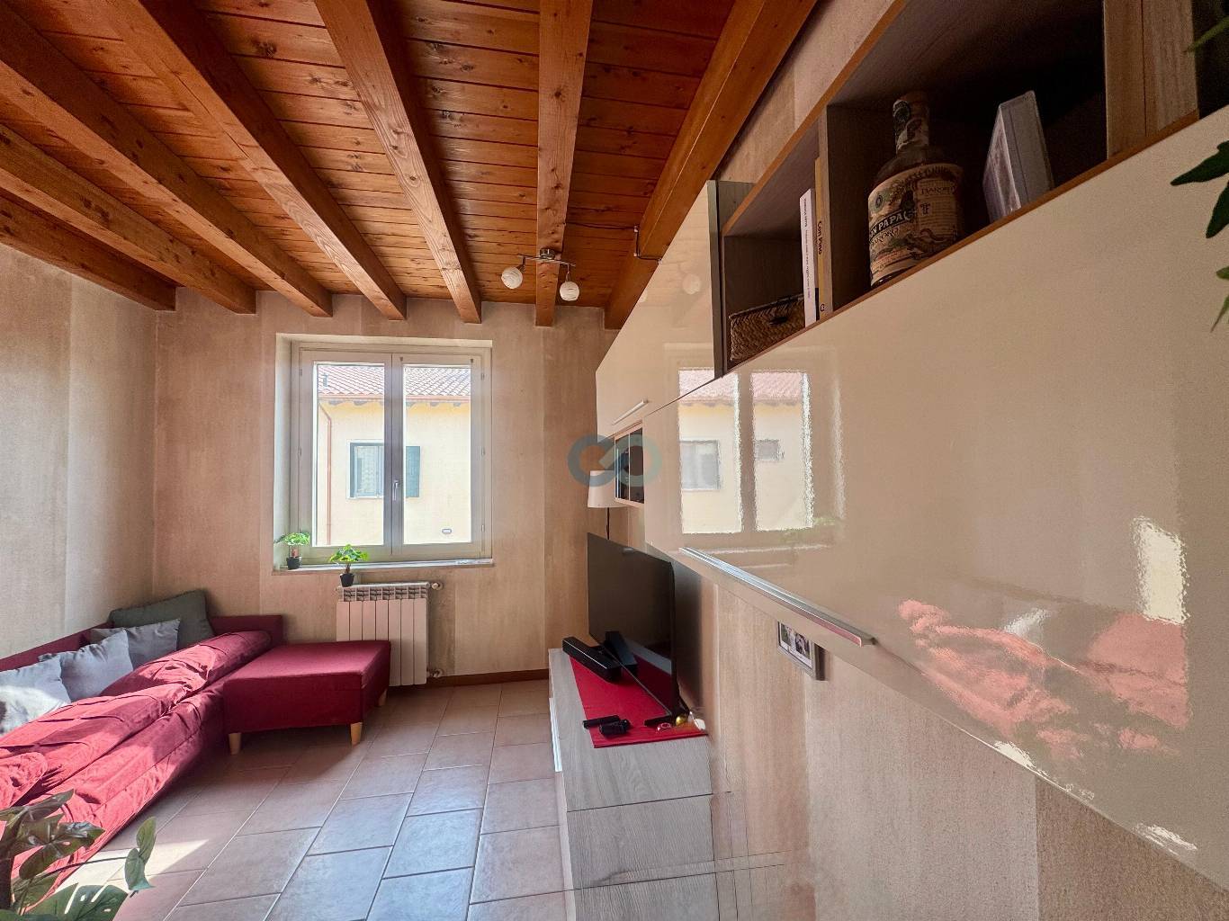 APPARTAMENTO CON TERRAZZO 3
