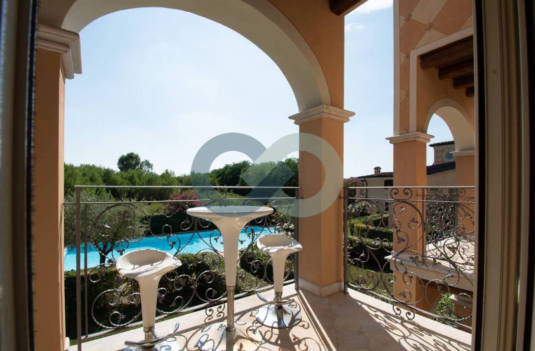 RESIDENCE CON PISCINA 21