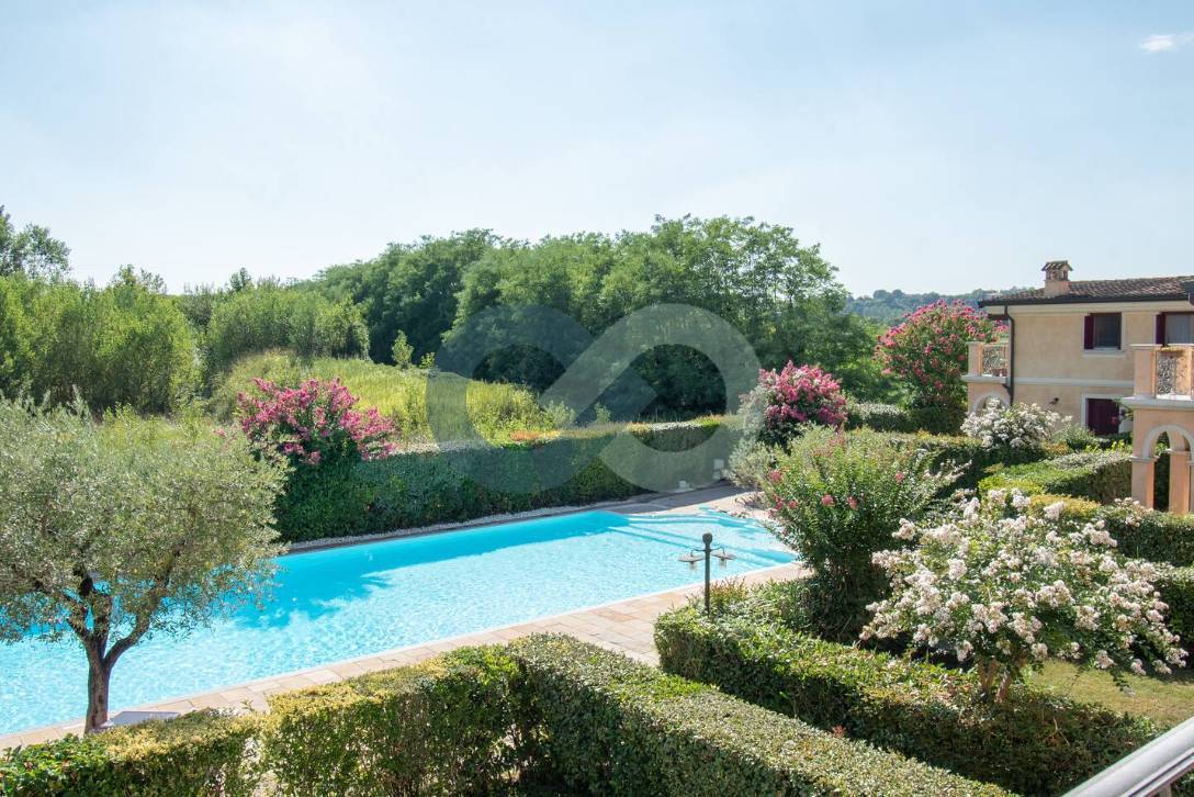 RESIDENCE CON PISCINA 24