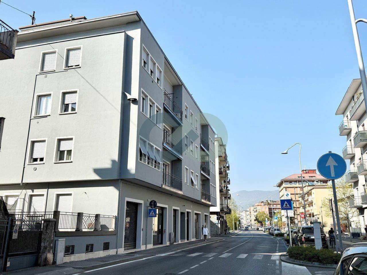 NEGOZIO LIBERO 8