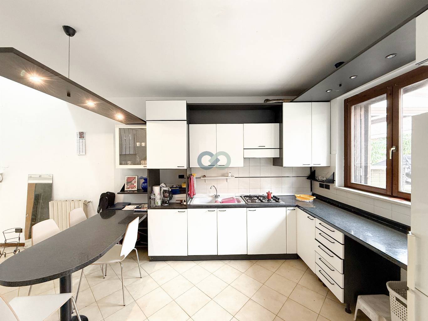 VILLA A SCHIERA CON GIARDINO 16