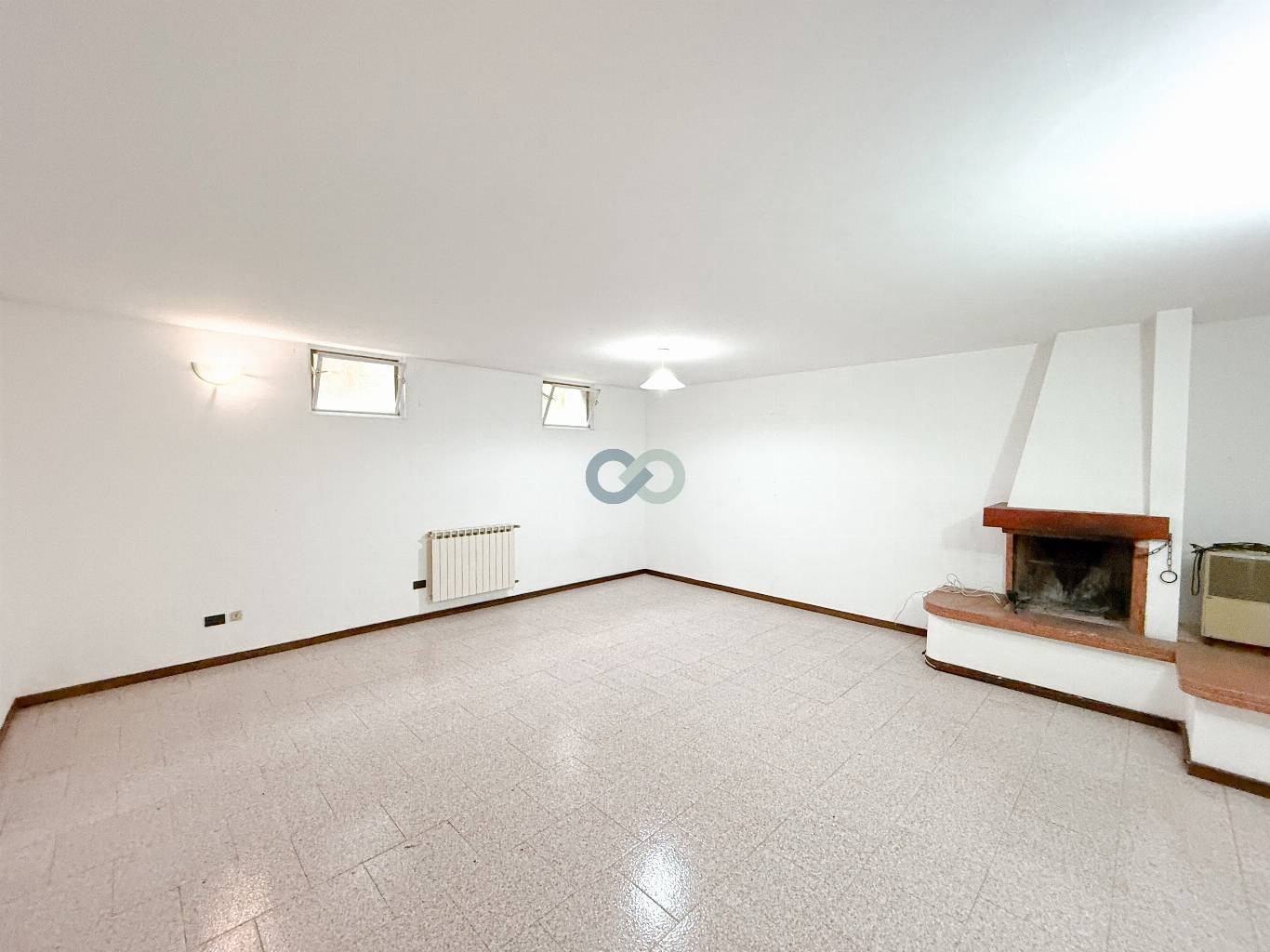 VILLA A SCHIERA CON GIARDINO 29