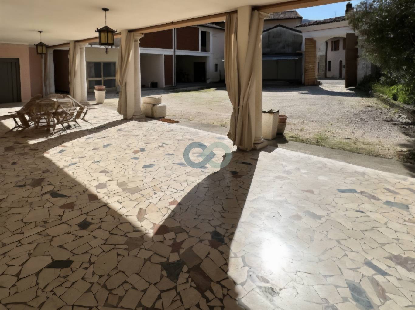 CASALE A NAVE 6