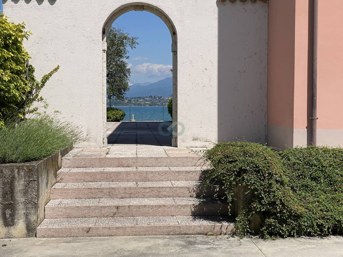 TRILOCALE MANSARDATO 6