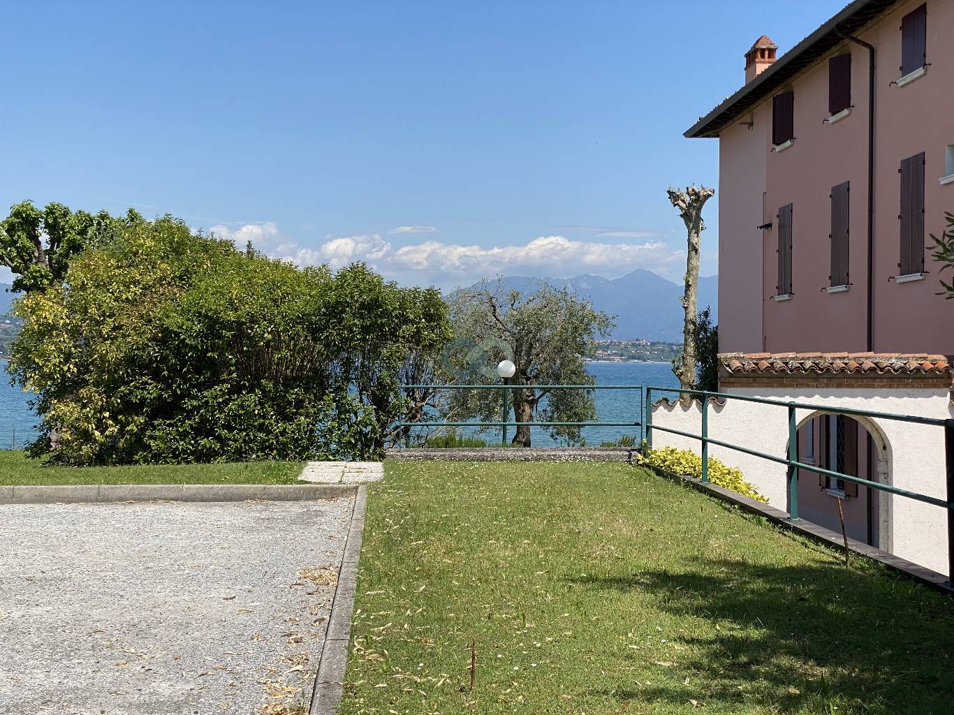 TRILOCALE MANSARDATO 9