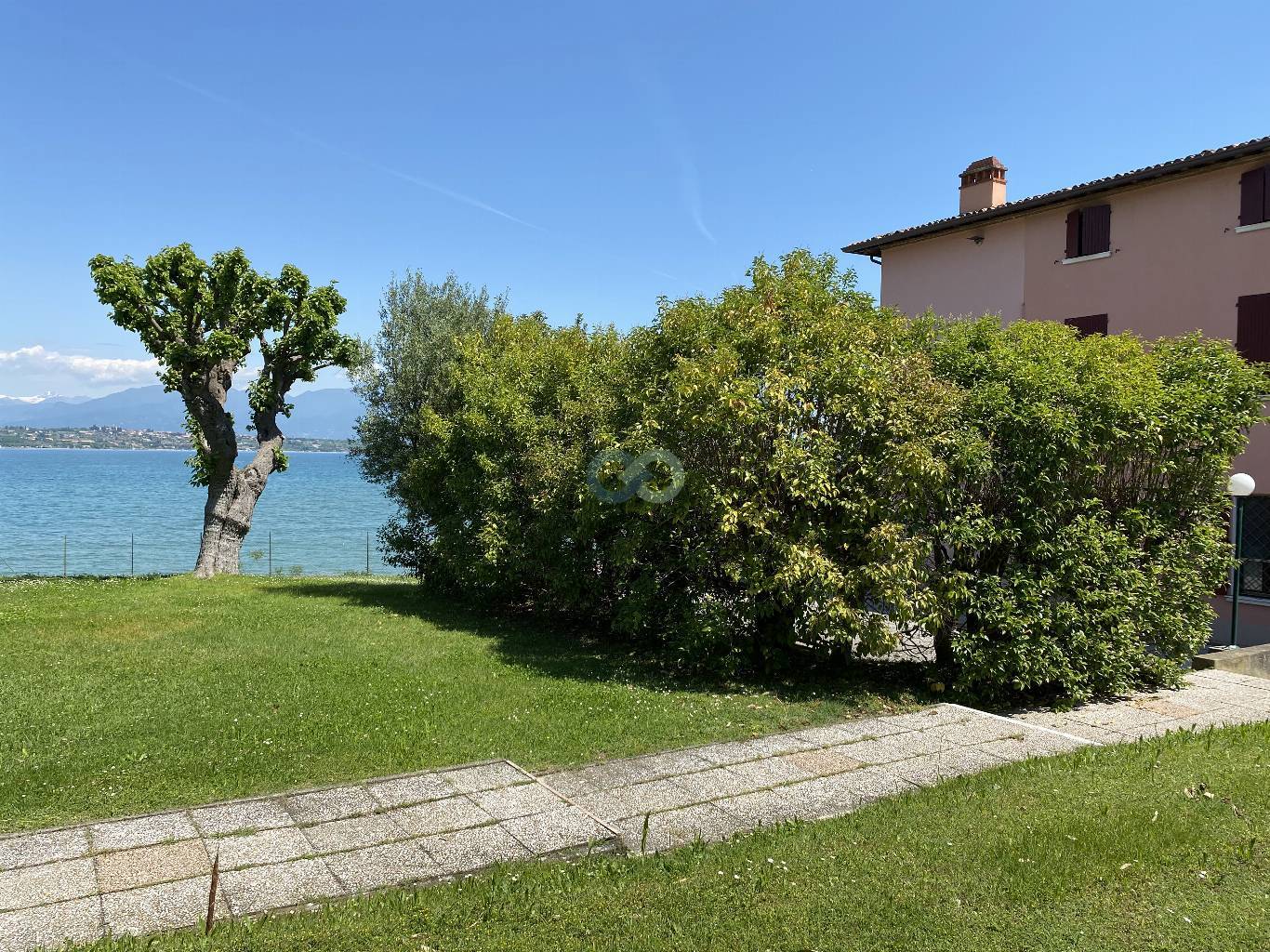 TRILOCALE MANSARDATO 14